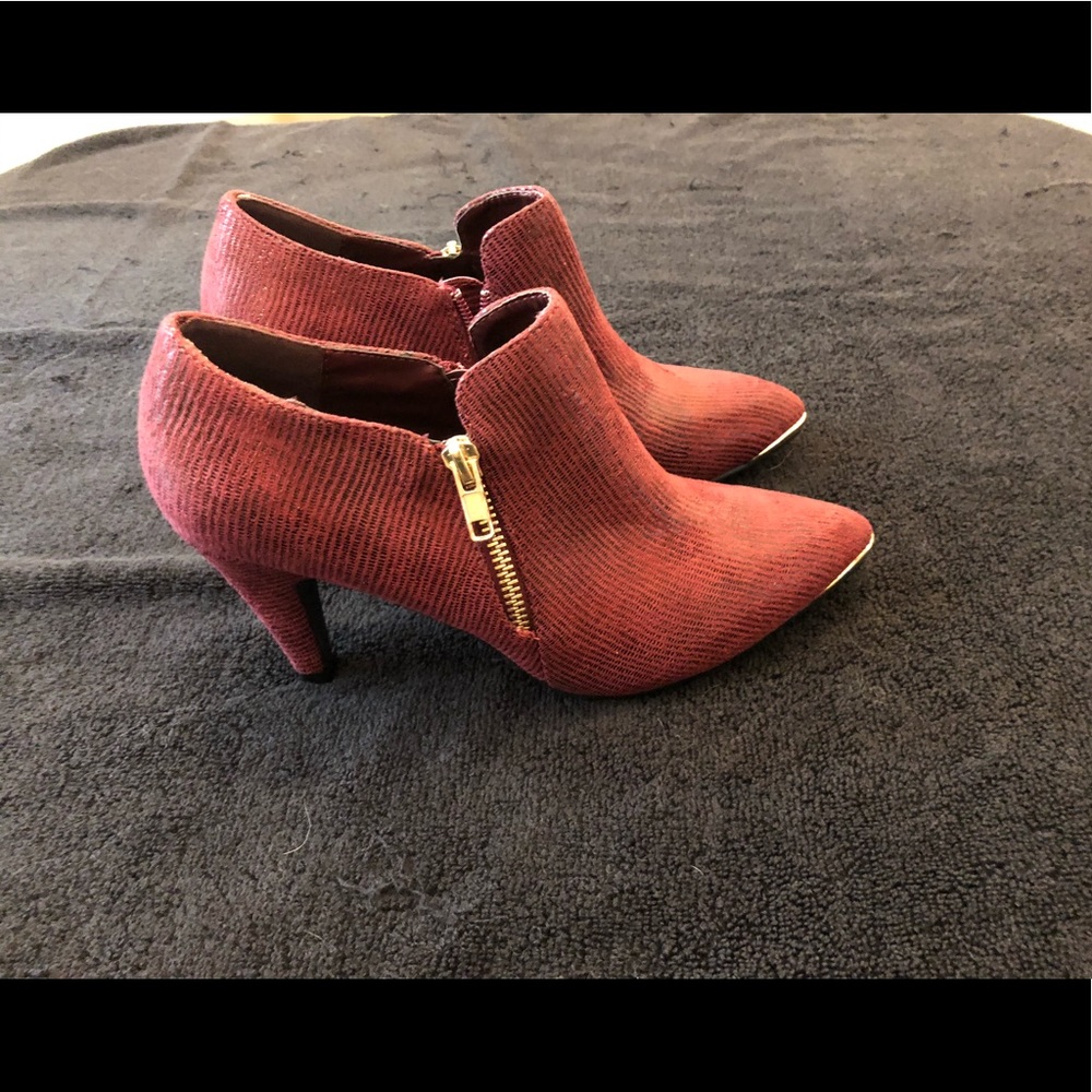 New Bellini Grace Burgundy Lizard Bootie